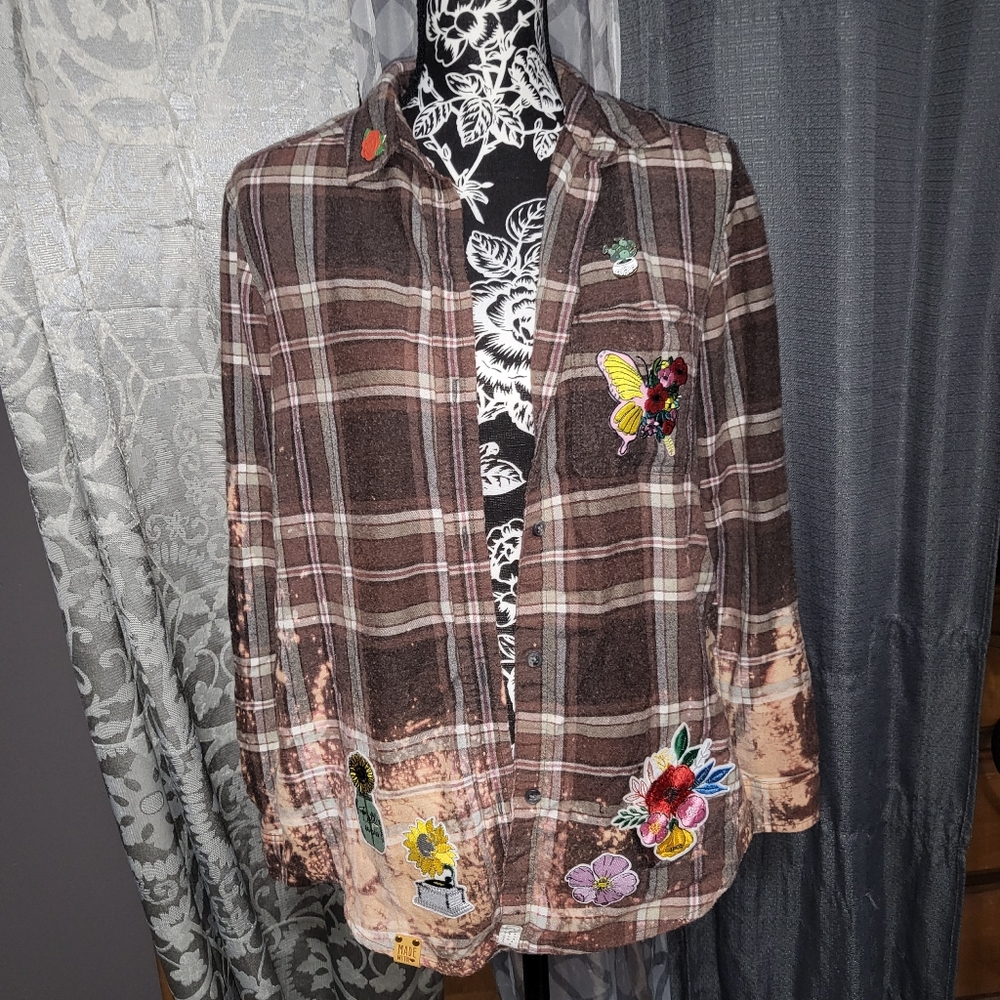 Oversized American Eagle Destroyed Upcycled perfect camping Flannel Size small